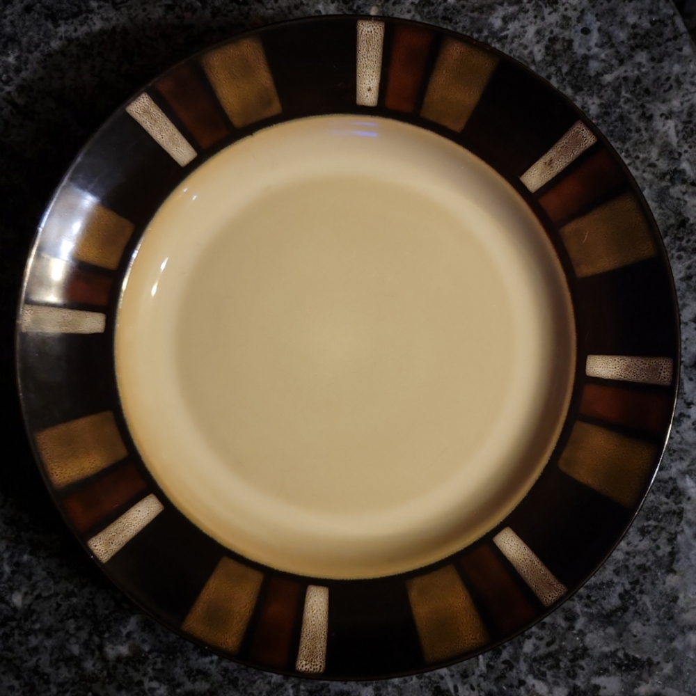1 Vtg Strata Mikasa Dinner Plate Gourmet Basics Black White Tan Brown